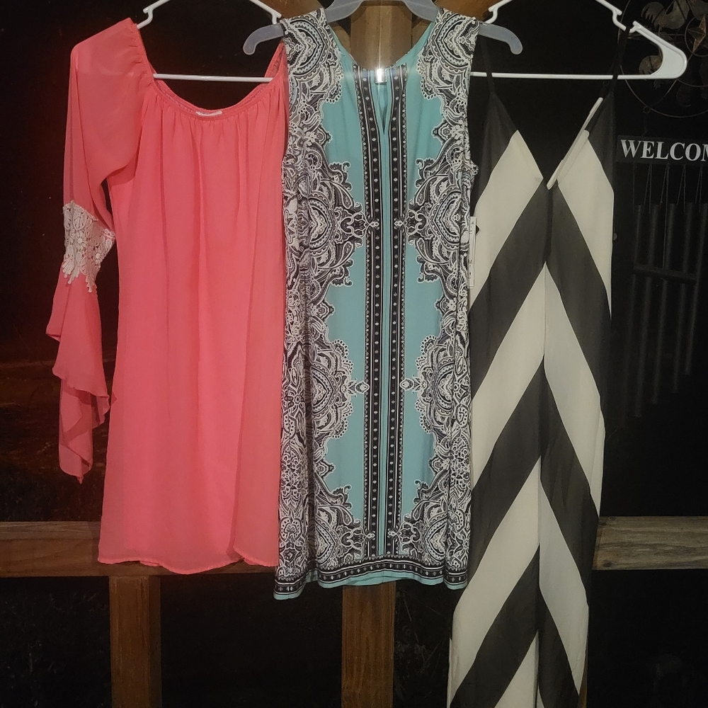 🩷2 for $30! Lot of 5 size S dresses